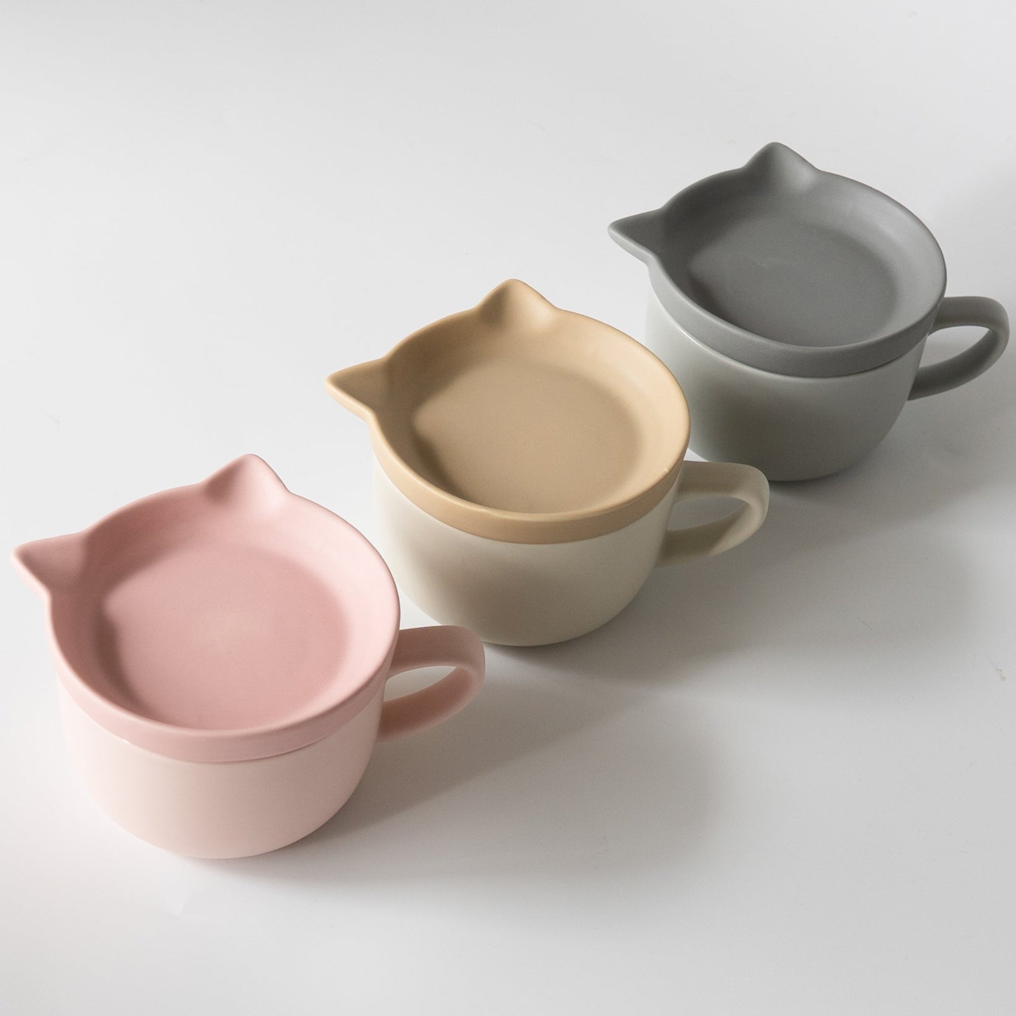 ネコ サラマグ – POKETLE