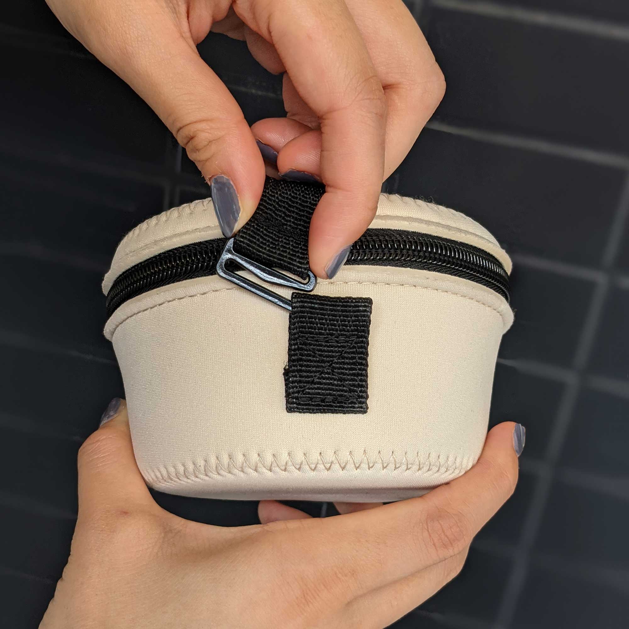 キャリークール 200 専用ポーチ – POKETLE